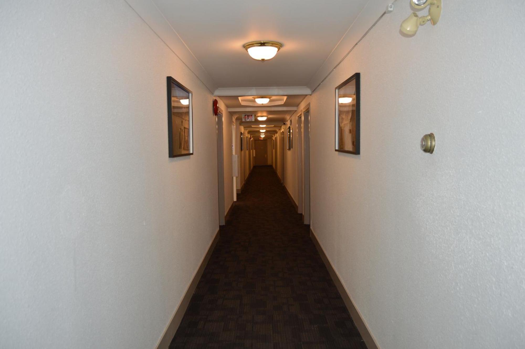 Lillooet Hotel Victoria ภายนอก รูปภาพ